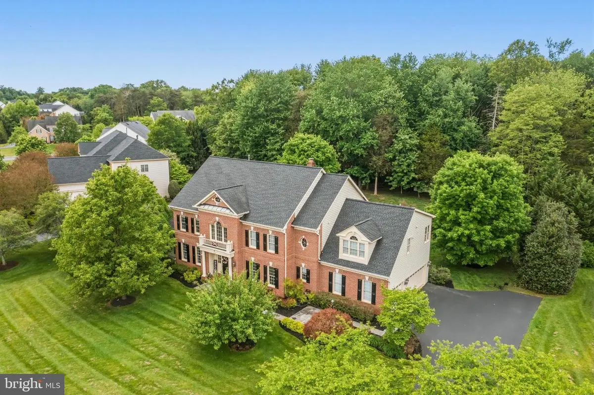 5528 Roan Chapel Dr, Haymarket, VA 20169 - #1