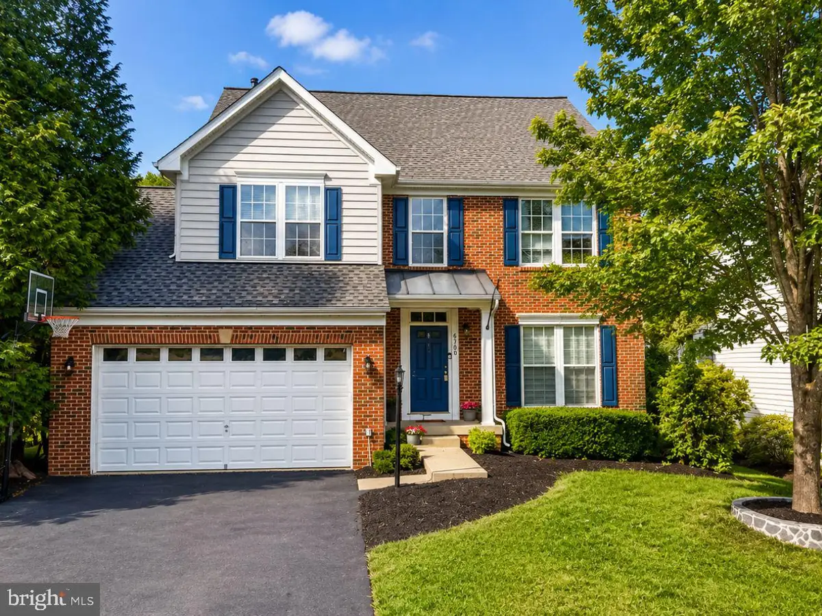 6708 Edgartown Way, Gainesville, VA 20155 - #1