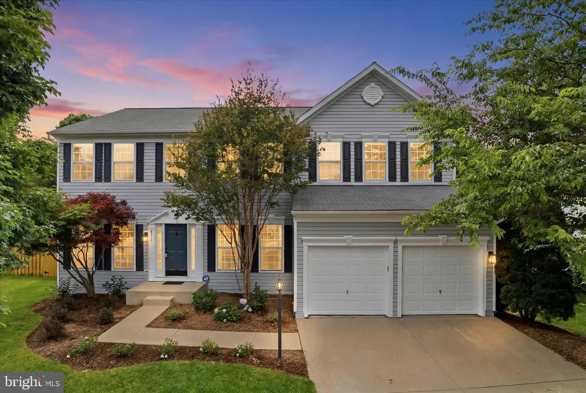 8571 Rothbury Dr, Bristow, VA 20136 - #1