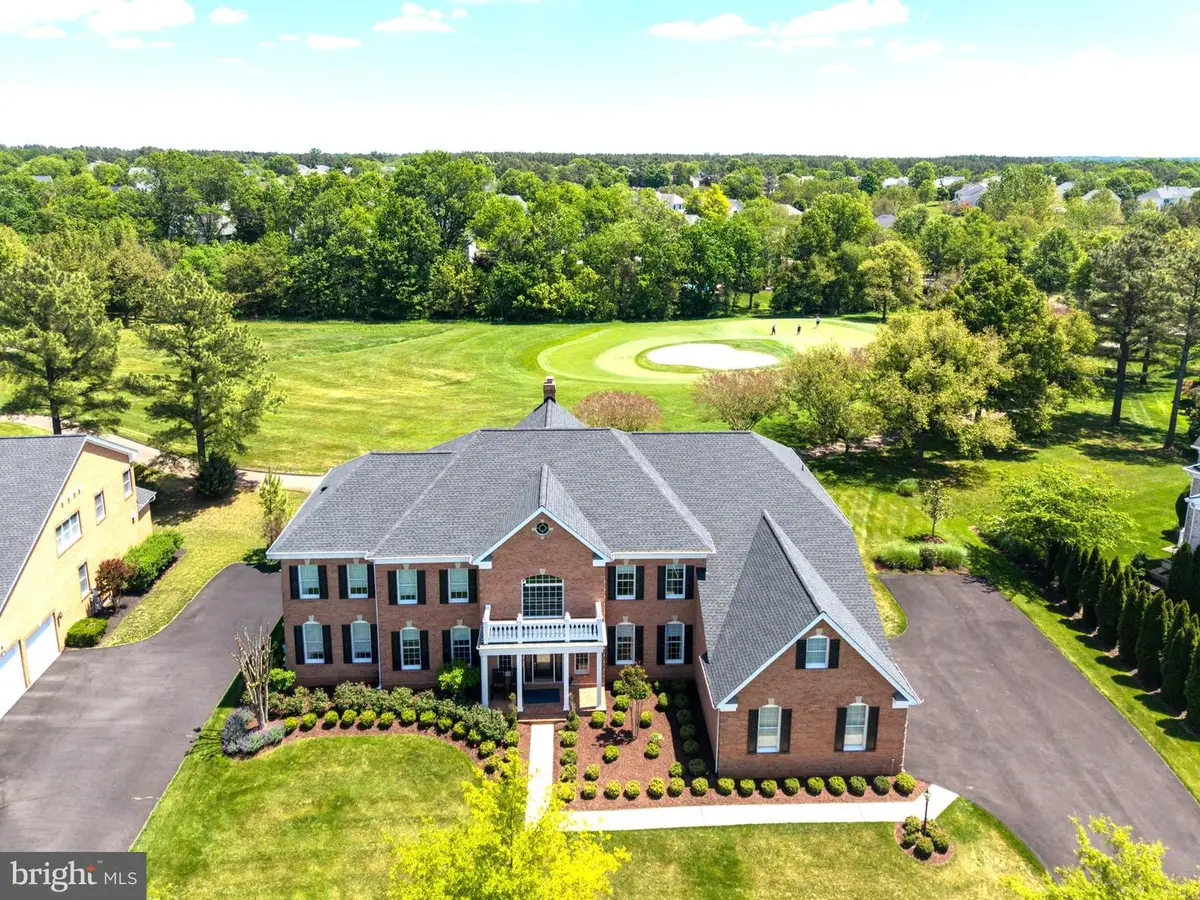 15214 Golf View Dr, Haymarket, VA 20169 - #1