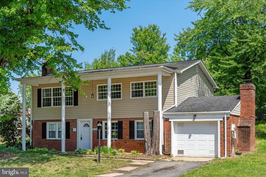 4203 Eldorado Dr, Woodbridge, VA 22193 - #2