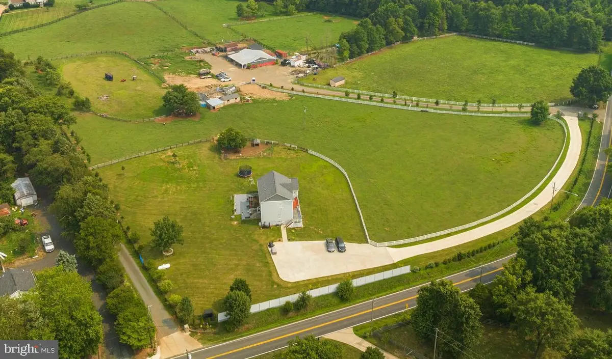 15001 Fleetwood Dr, Nokesville, VA 20181 - #1