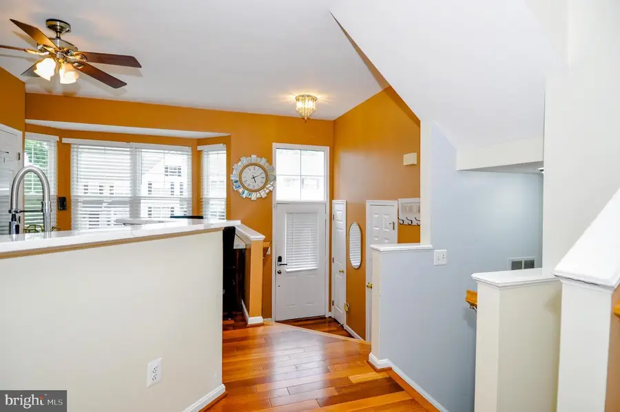 11614 Nellings Pl, Woodbridge, VA 22192 - #3