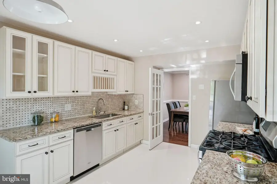 7402 Colton Ln, Manassas, VA 20109 - #2