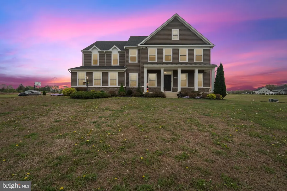 14081 Carriage Ford Rd, Nokesville, VA 20181 - #1
