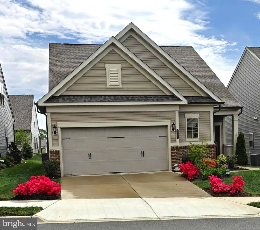 6373 Virginia Bluebell Ln, Haymarket, VA 20169 - #2