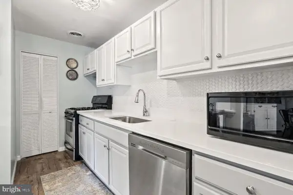 12717 Gordon Blvd #120, WOODBRIDGE, VA 22192
