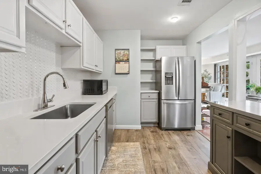 12717 Gordon Blvd #120, Woodbridge, VA 22192 - #3
