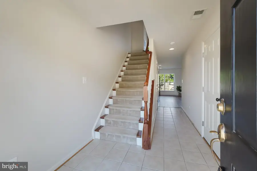 11942 Benton Lake Rd, Bristow, VA 20136 - #3