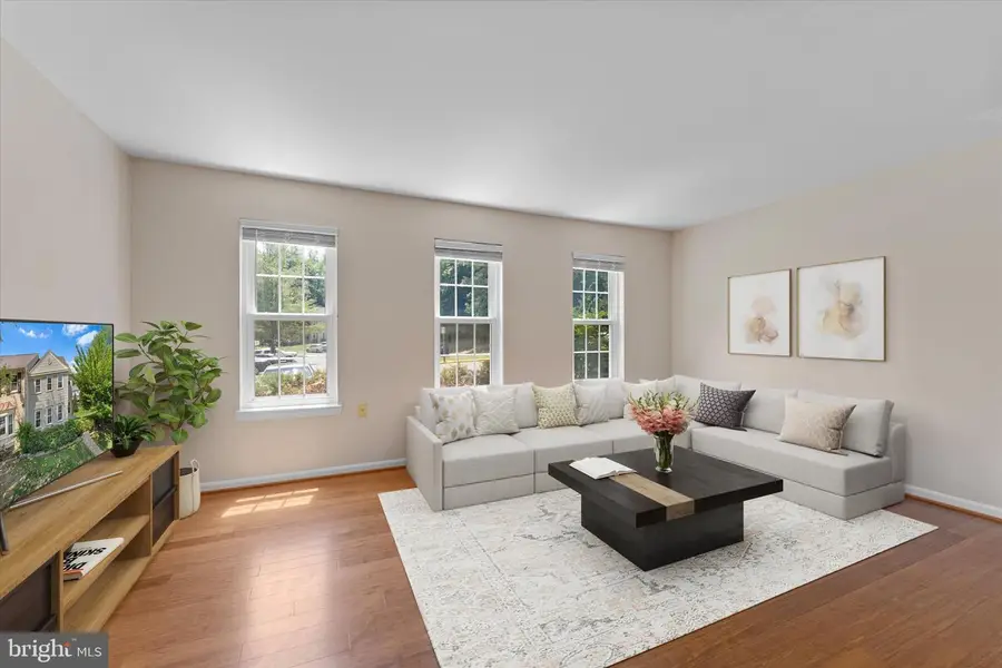 11858 Critton Cir, Woodbridge, VA 22192 - #3