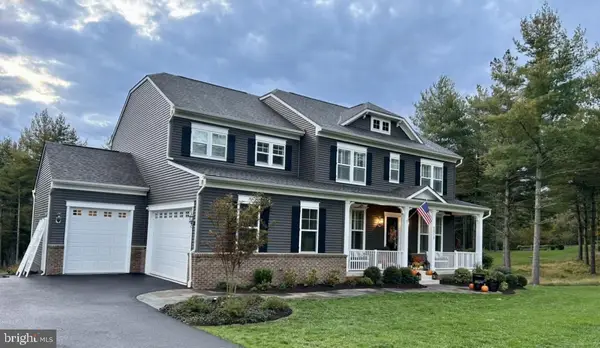 3375 Greenwood Farm Dr, HAYMARKET, VA 20169