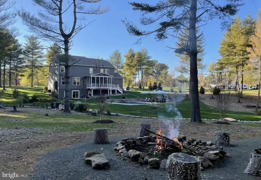3375 Greenwood Farm Dr, Haymarket, VA 20169 - #2