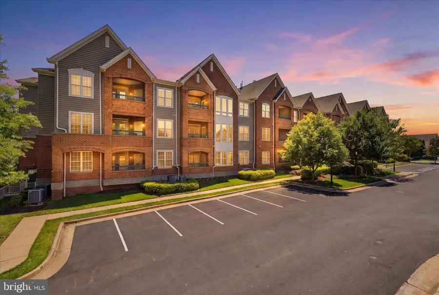 13891 Chelmsford Dr #304, Gainesville, VA 20155 - #3