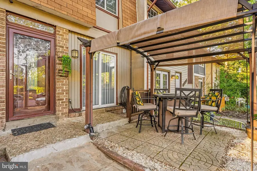 12635 Oakwood Dr, Woodbridge, VA 22192 - #3