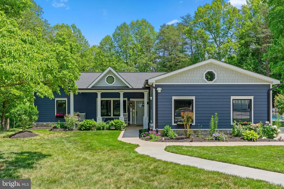 6413 Davis Ford Rd, Manassas, VA 20111 - #1