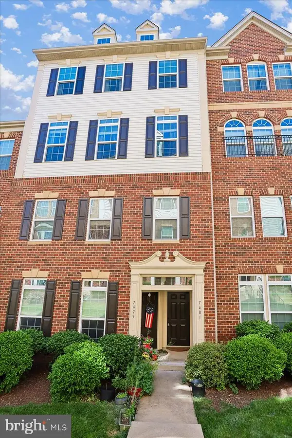 7481 Brunson Cir, GAINESVILLE, VA 20155