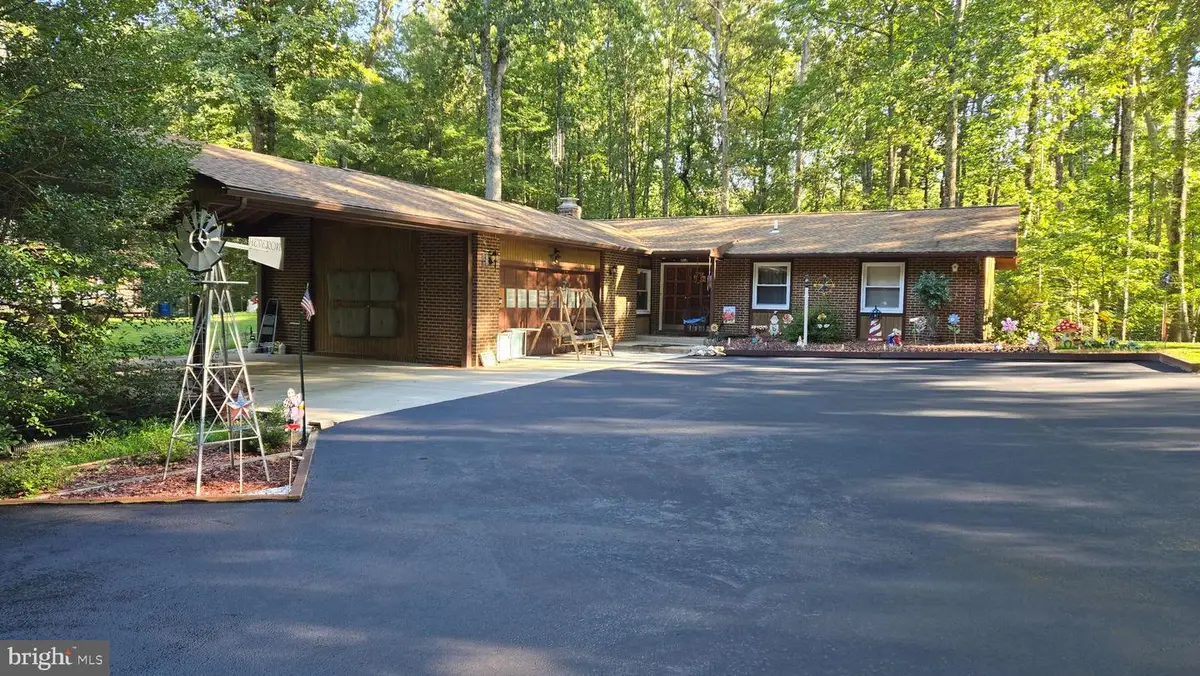 6997 Gilbeth Rd, Manassas, VA 20112 - #1