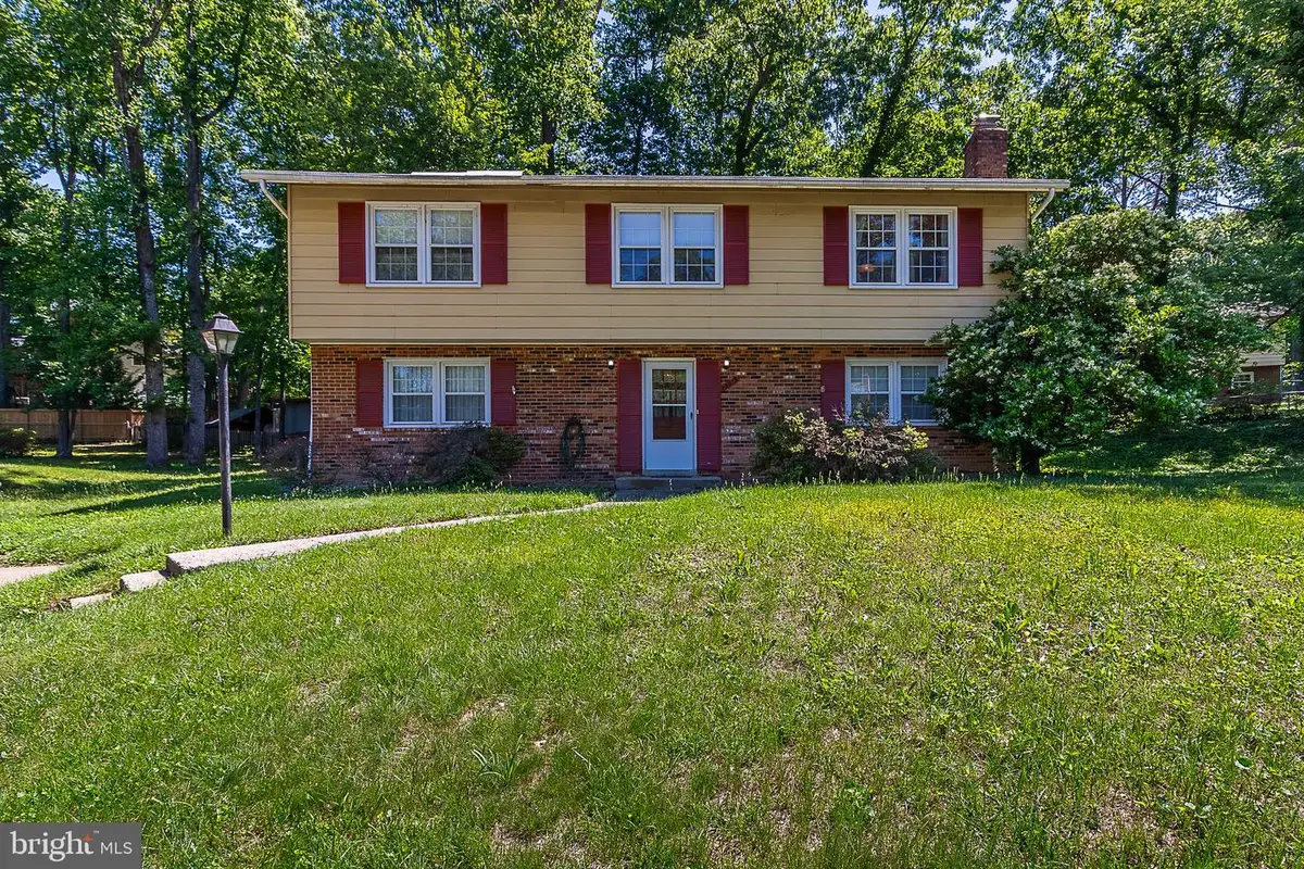 13019 Amesbury St, Woodbridge, VA 22192 - #1