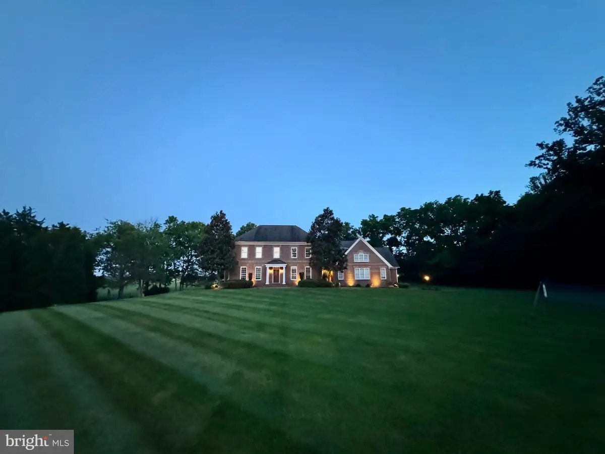 13901 Shelter Manor Dr, Haymarket, VA 20169 - #1