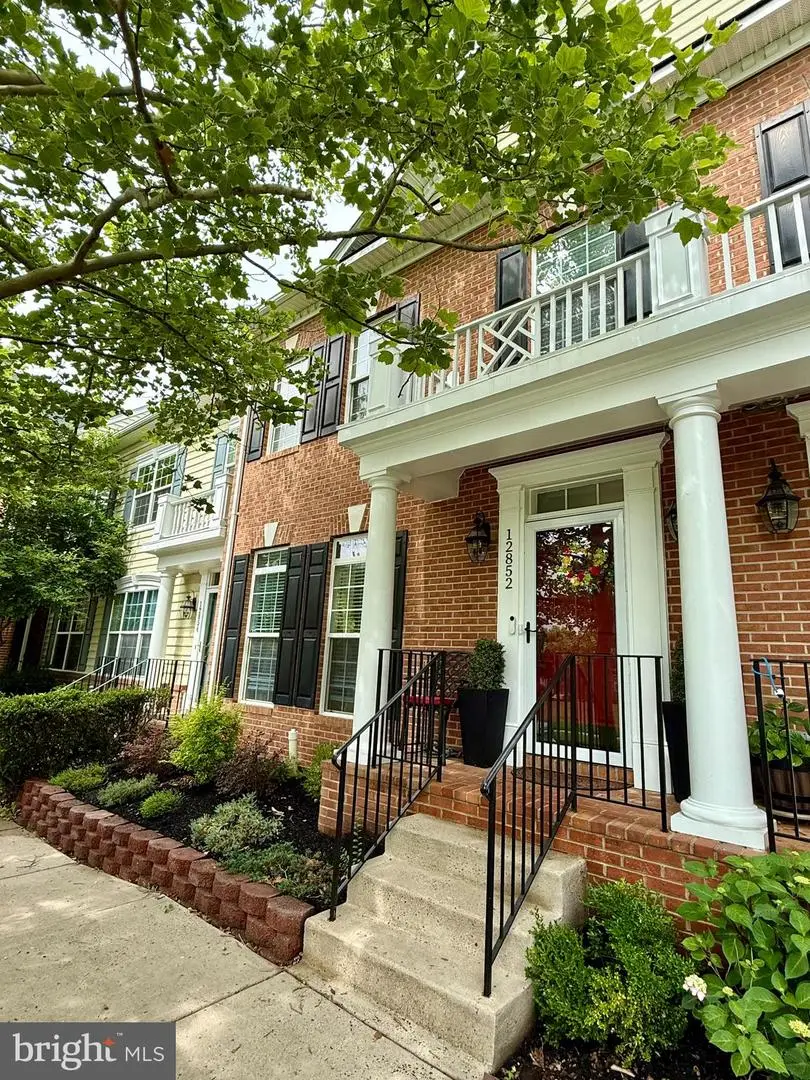 12852 Marblestone Dr, Woodbridge, VA 22192 - #1