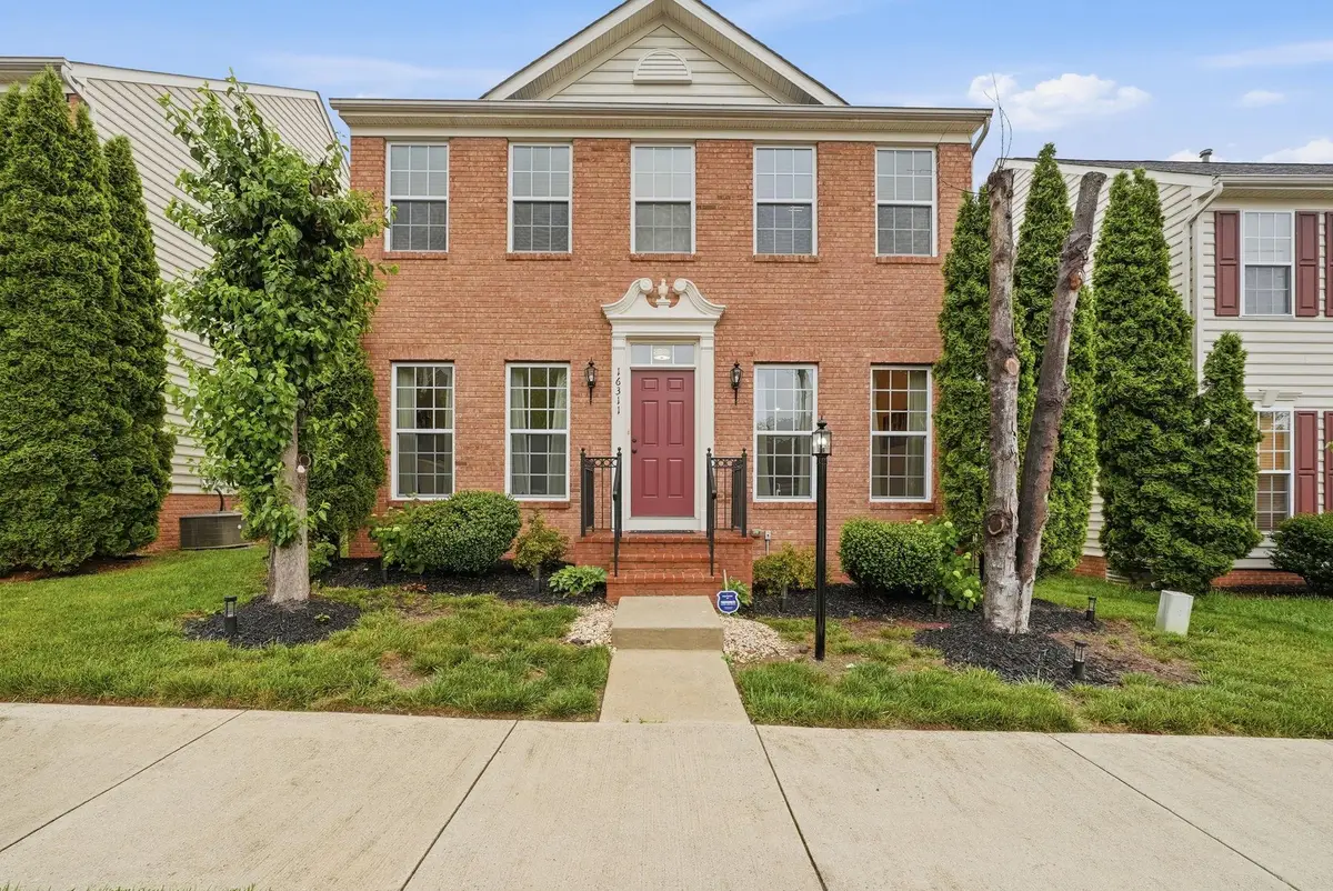 16311 Catenary Dr, Woodbridge, VA 22191 - #1