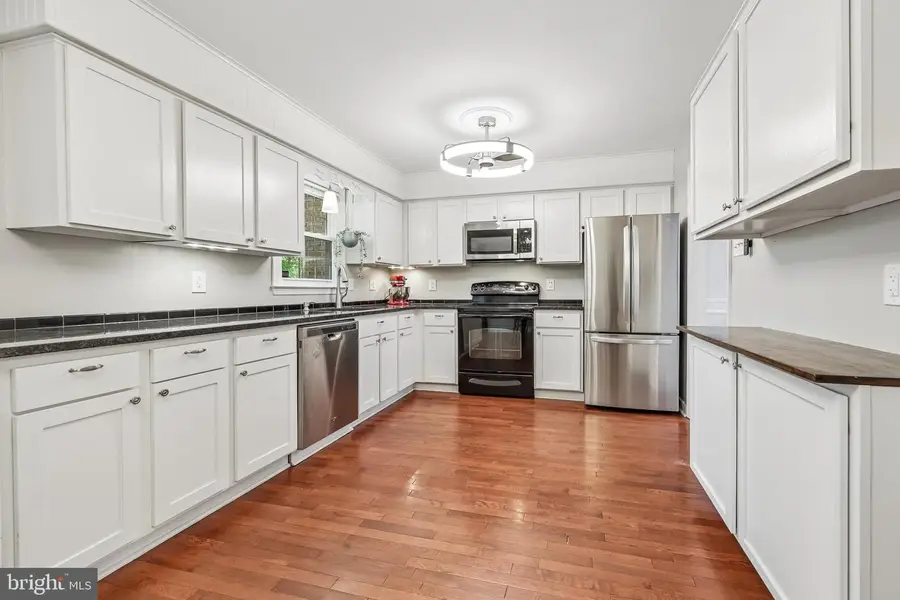 11358 Cromwell Ct, Woodbridge, VA 22192 - #3