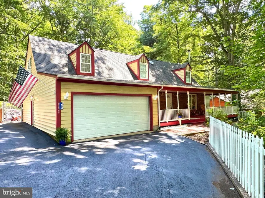 10829 Moore Dr, Manassas, VA 20111 - #2