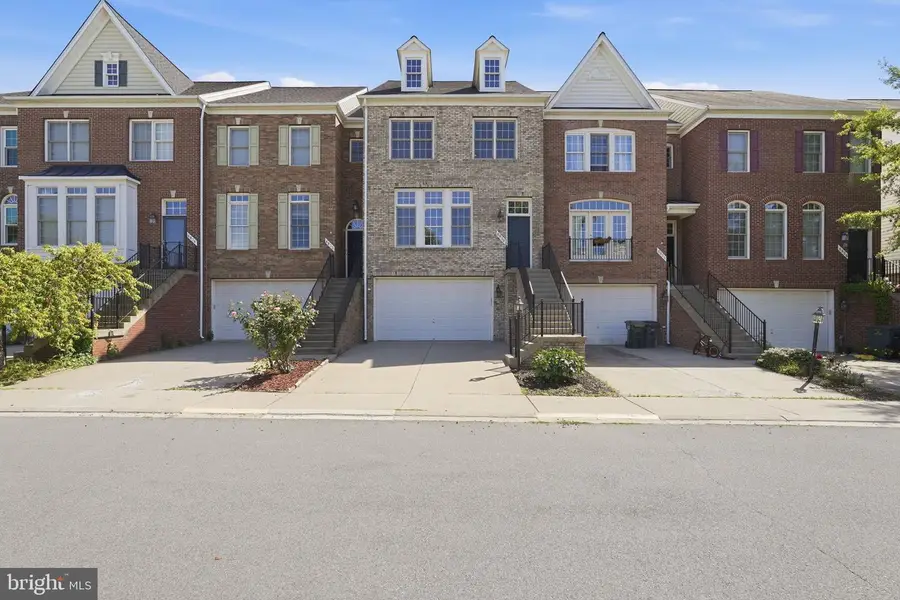 6830 Witton Cir, Gainesville, VA 20155 - #2