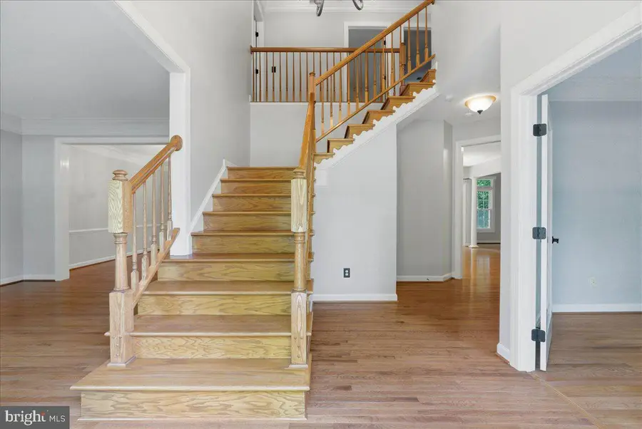 7818 Meadowgate Dr, Manassas, VA 20112 - #3