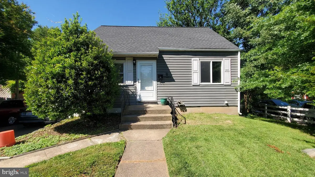 7920 Manassas Dr, Manassas, VA 20111 - #1