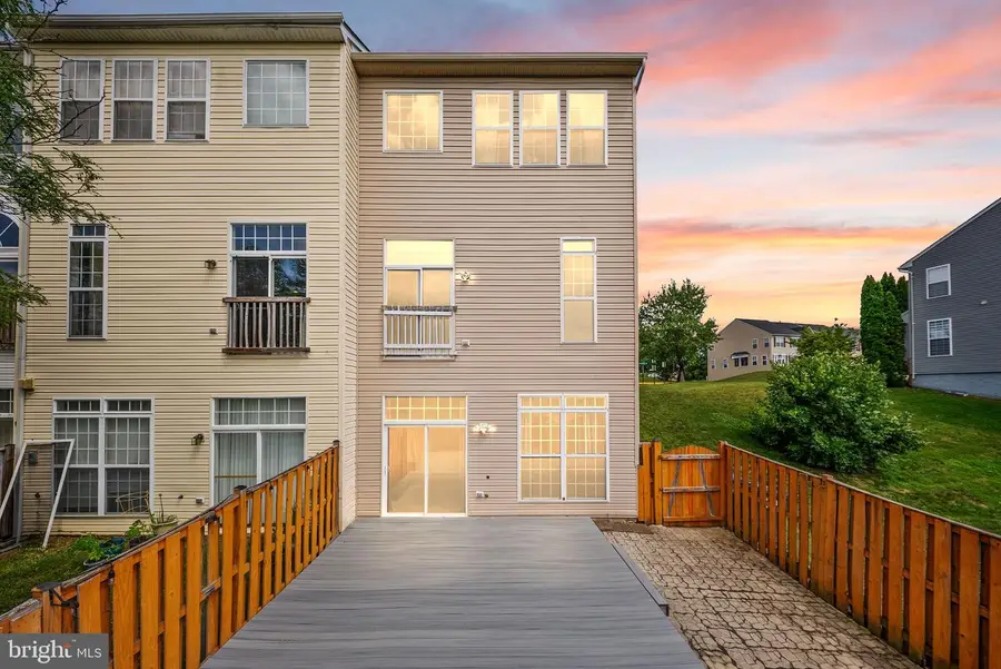 15536 Exmore Ct, Woodbridge, VA 22191 - #2