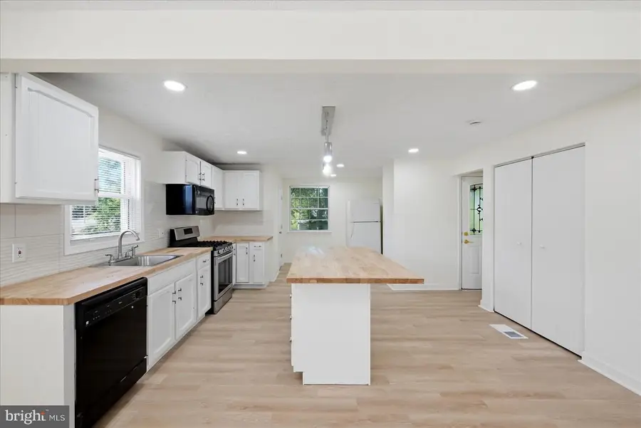 6796 Fayette St & 6816 Jefferson St #1 & 2, Haymarket, VA 20169 - #3
