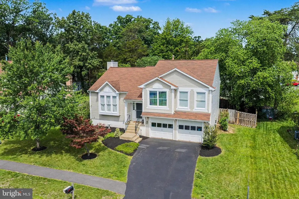 8022 Rocky Run Rd, Gainesville, VA 20155 - #1