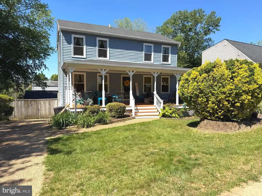 5665 Roundtree Dr, Woodbridge, VA 22193 - #2