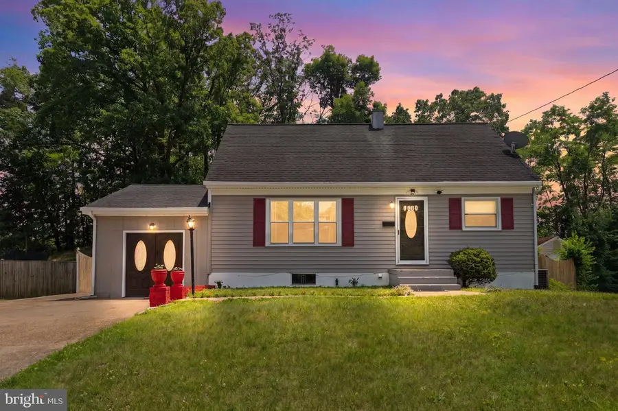 1805 Warren Dr, Woodbridge, VA 22191 - #2