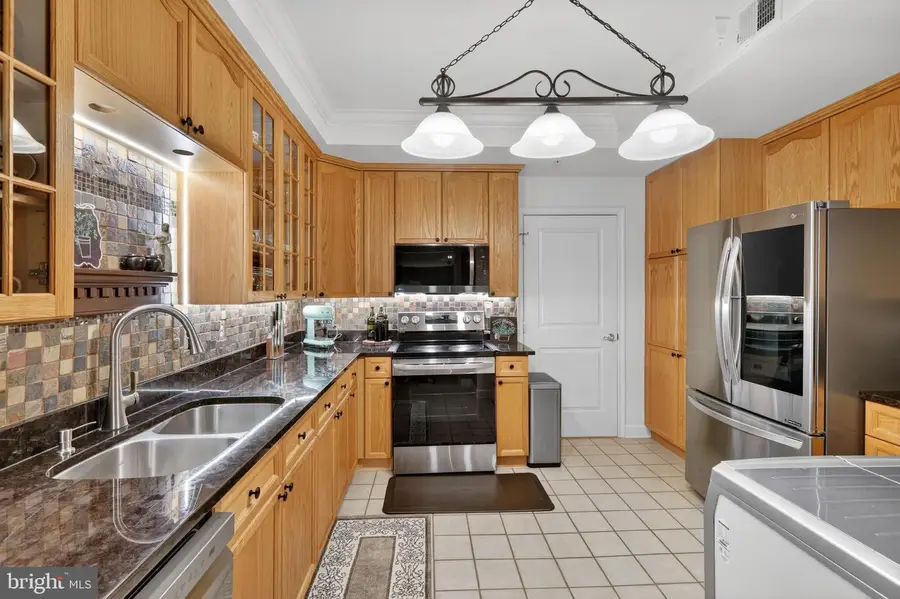 485 Harbor Side St #702, Woodbridge, VA 22191 - #3