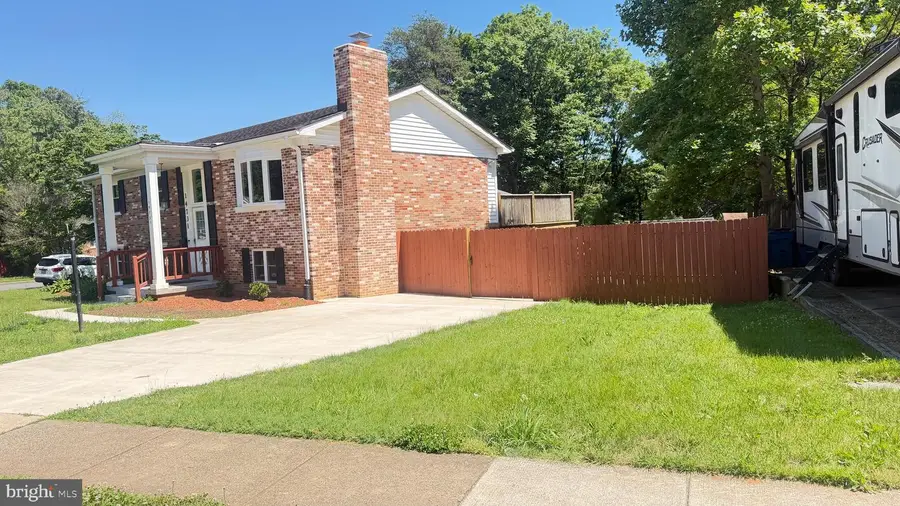 14731 Darbydale Ave, Woodbridge, VA 22193 - #3