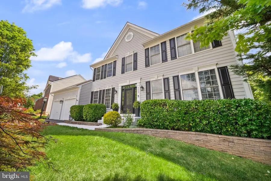 9009 Paddington Ct, Bristow, VA 20136 - #2