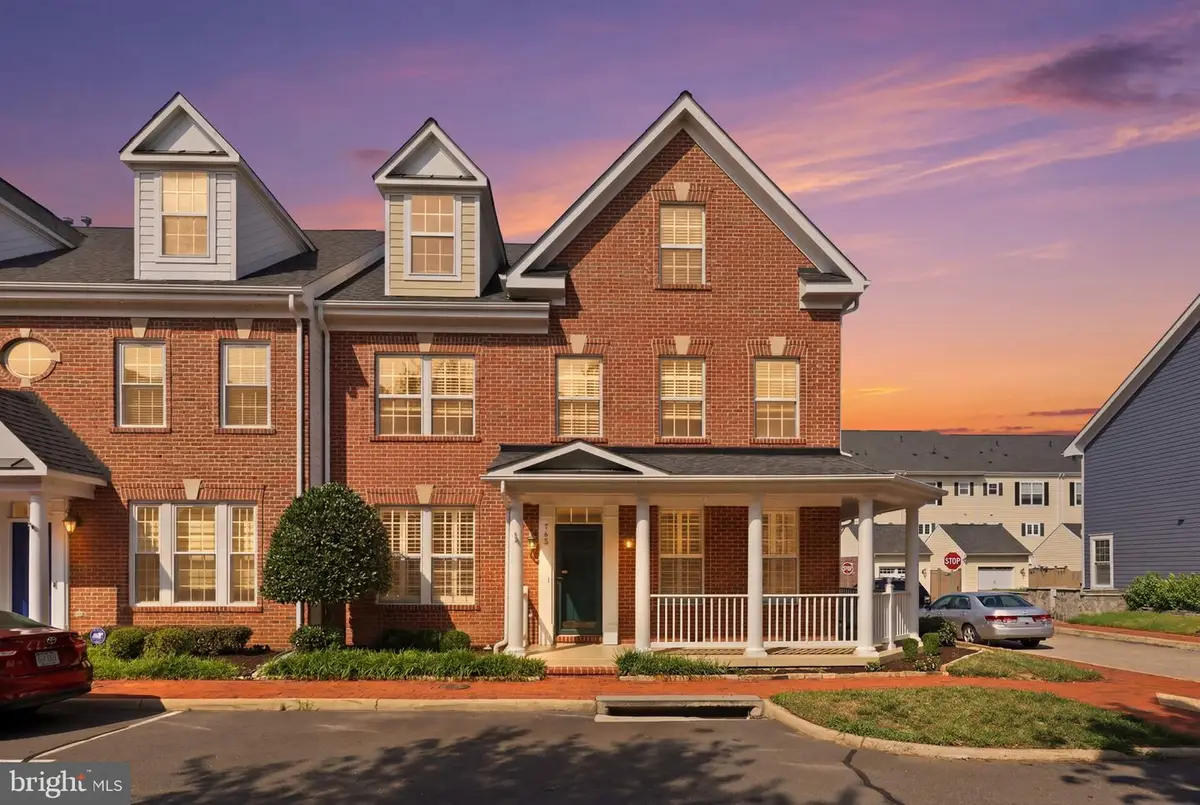 766 Monument Ave, Woodbridge, VA 22191 - #1