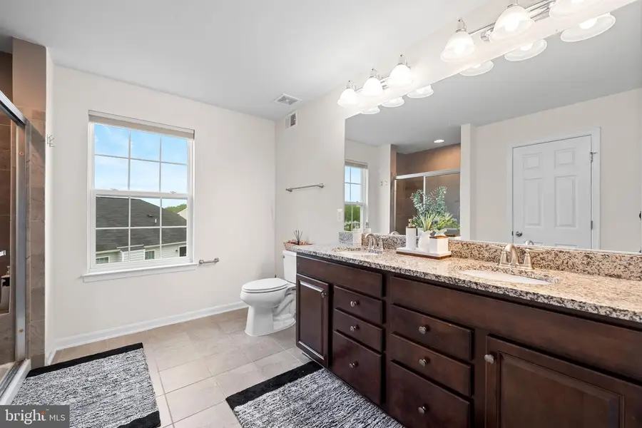 15801 Aerial View Rd, Woodbridge, VA 22193 - #2