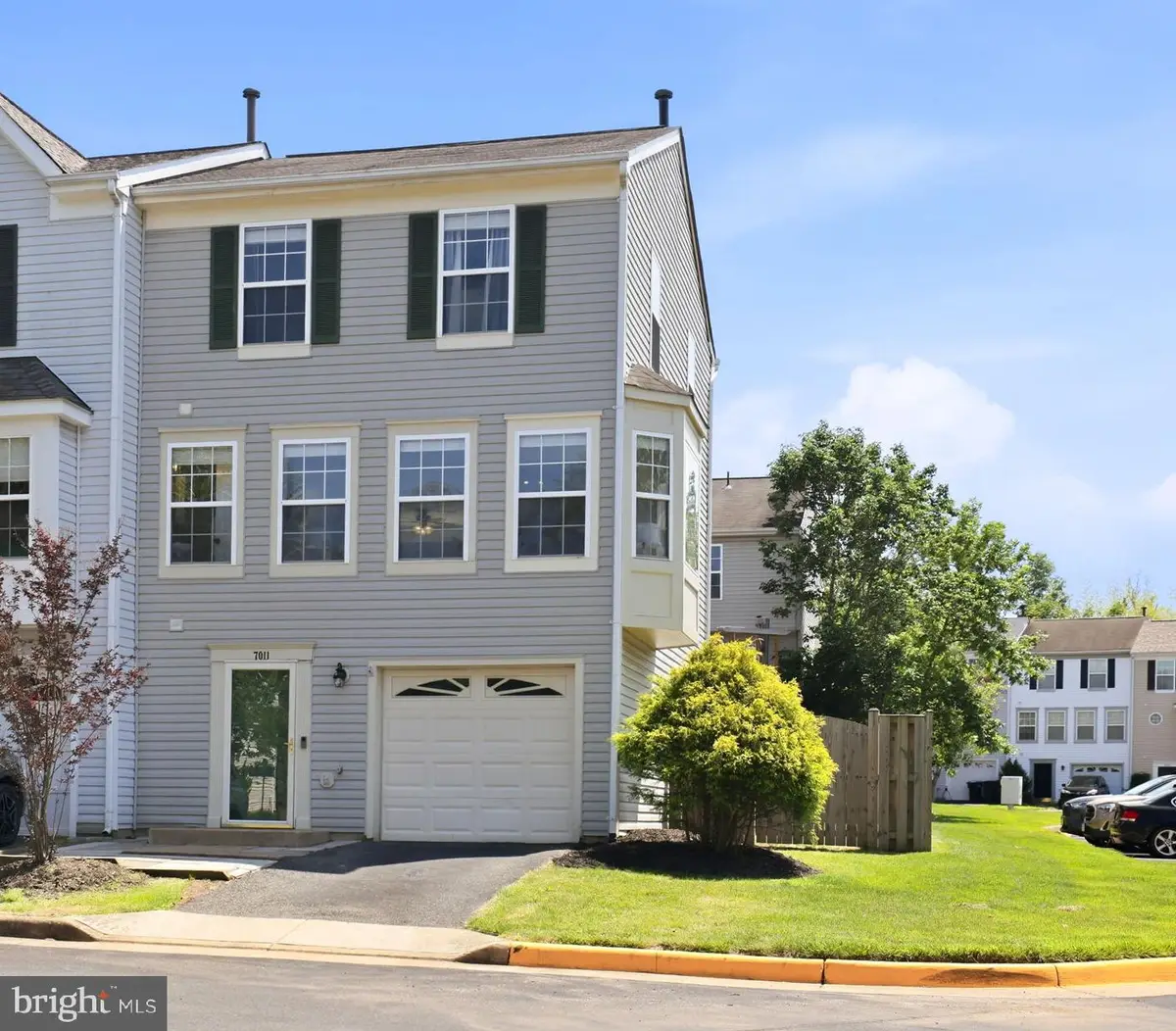 7011 Village Stream Pl, Gainesville, VA 20155 - #1