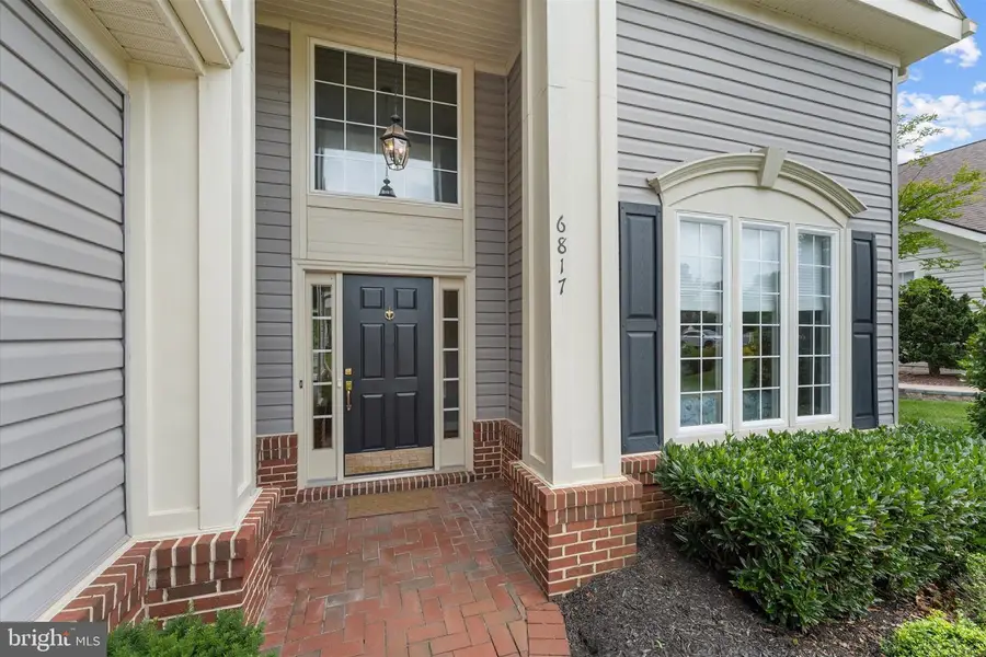 6817 Derby Run Way, Gainesville, VA 20155 - #2