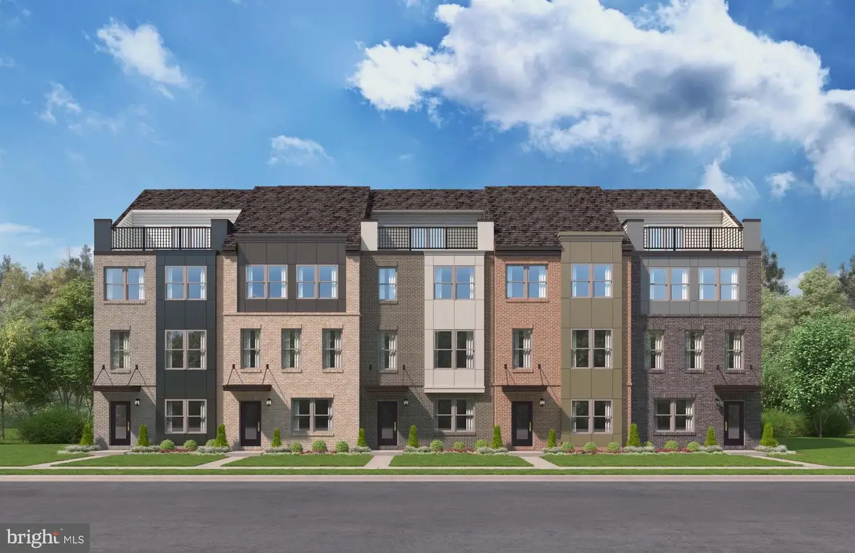 3628 Agate St, Woodbridge, VA 22193 - #1