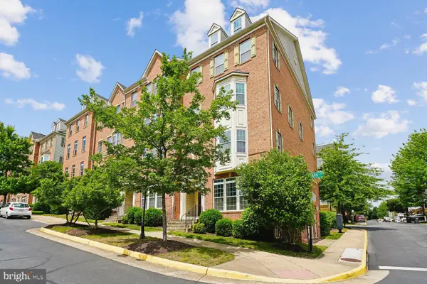 15270 Regents Park Dr, WOODBRIDGE, VA 22191