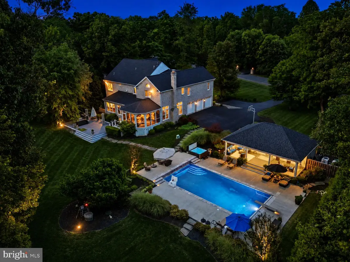 15300 Riding Club Dr, Haymarket, VA 20169 - #1