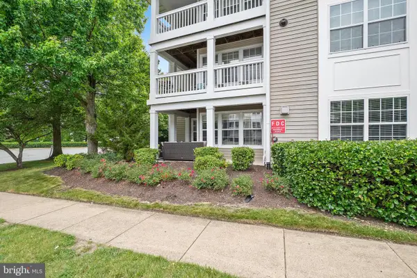 14151 Cuddy Loop #101, WOODBRIDGE, VA 22193