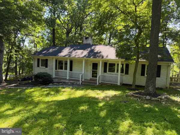 1901 Ridge Rd, HAYMARKET, VA 20169