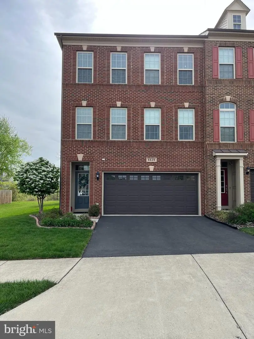 6629 Bartrams Forest Ln, Haymarket, VA 20169 - #1