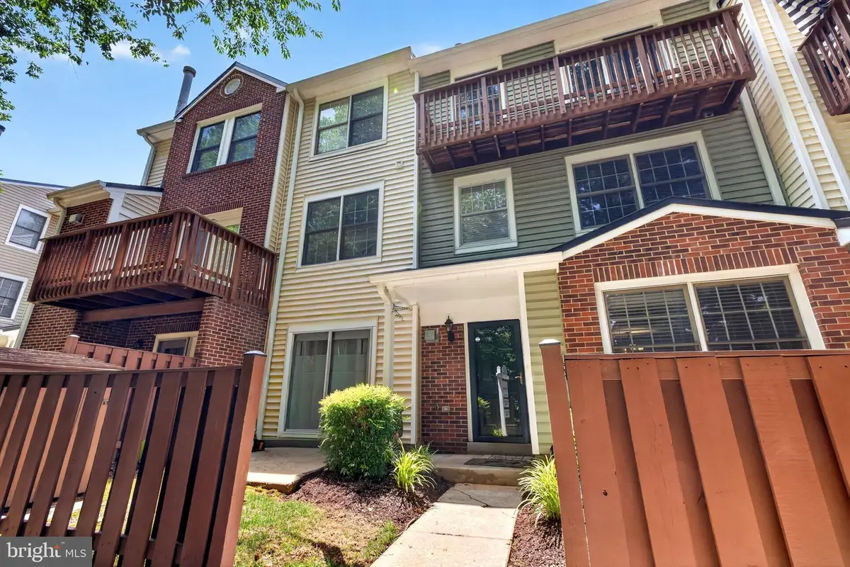 12585 Kempston Ln, Woodbridge, VA 22192 - #1