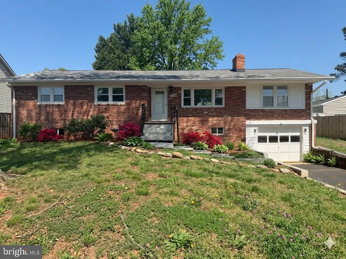 7629 Huron Dr, Gainesville, VA 20155 - #1